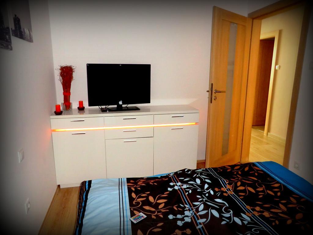 Villapark Pleasure Apartment Balatonfured Room photo